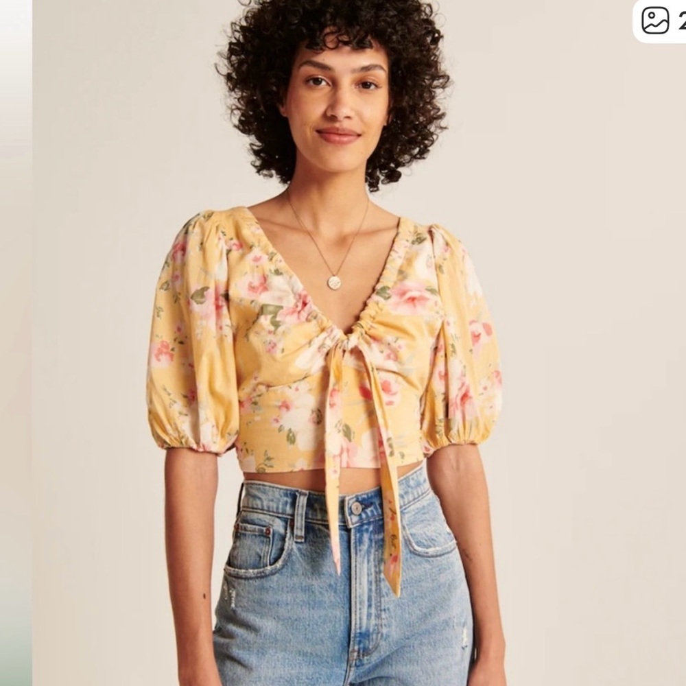 Abercrombie yellow floral tie-front top